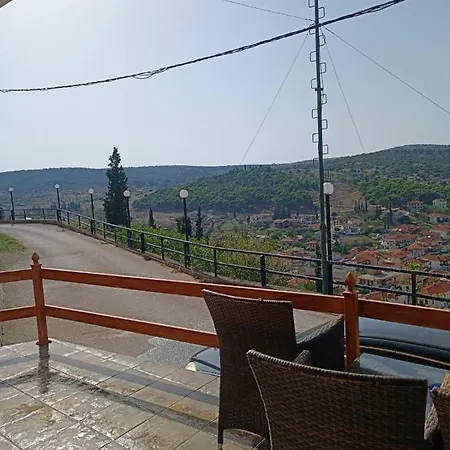 Zorbas House Desfina