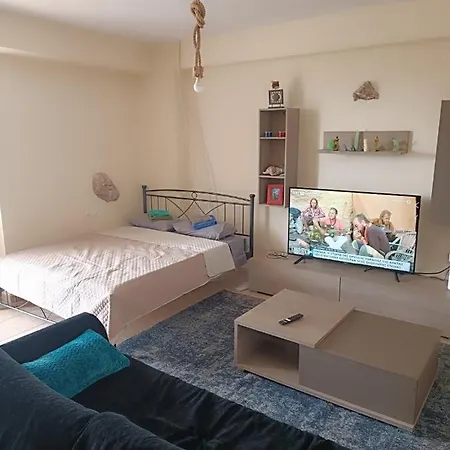 Zorbas House شقة